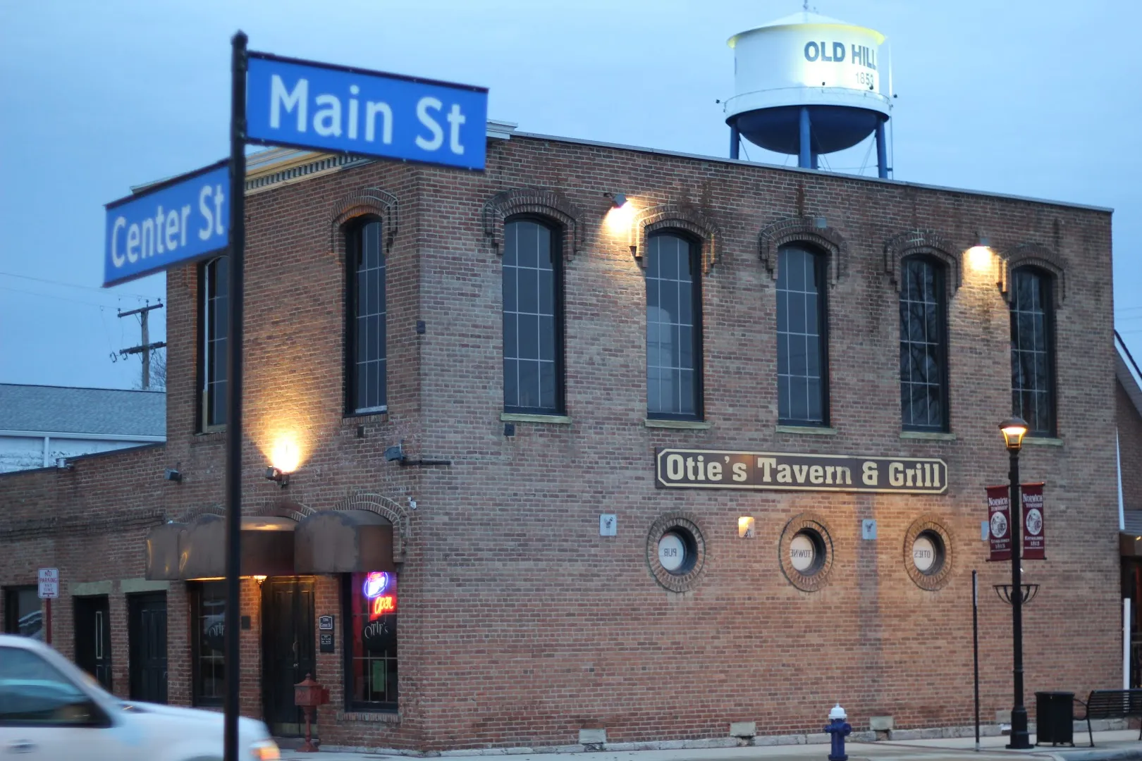 Otie's Tavern & Grill