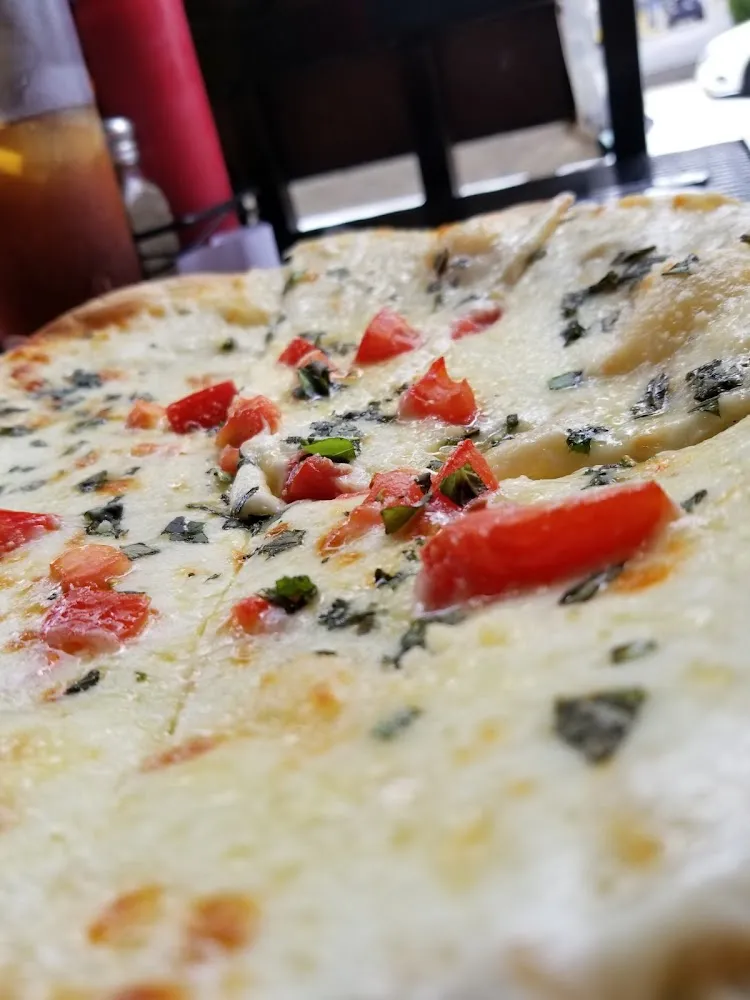 Tomato Basil Flatbread Pizza